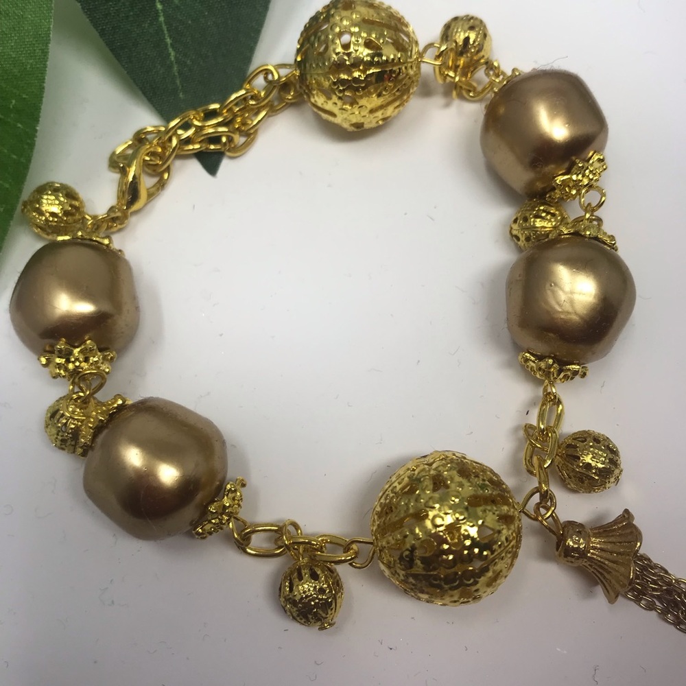 🔥Host Pick🔥Ladies Bracelet - Picture 9 of 16